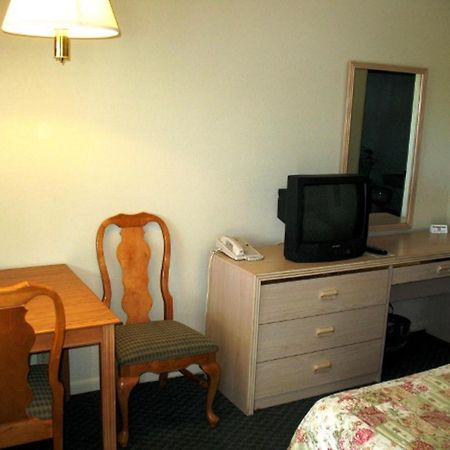 Golden West Motel Кламат Фолс Экстерьер фото
