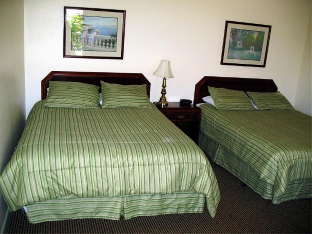 Golden West Motel Кламат Фолс Номер фото